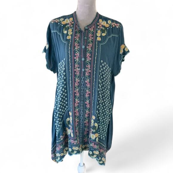 JOHNNY WAS Blue Floral Embroidered Tunic Blouse Size XL Boho Peasant Top - Picture 1 of 8